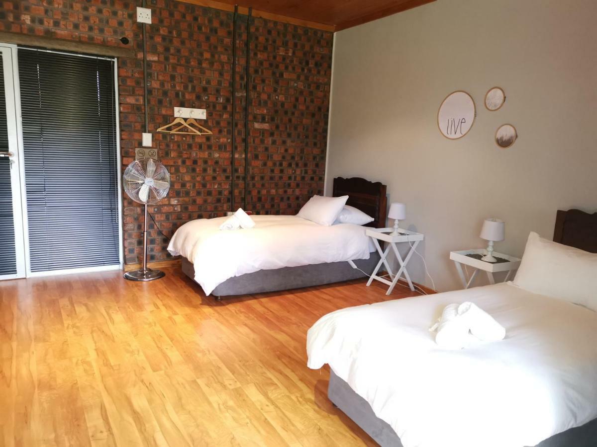 En Route Guest House Trompsburg Extérieur photo